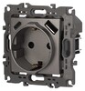 Миниатюра фото розетка эра серия 12 12-4108-16 2p+e 16a-250в со шторками с usb type-a+c 5в-3а титан б0067762 | 220svet.ru